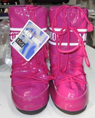 moon boot 2.jpg