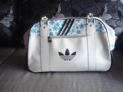 1288777036_134499780_1----ADIDAS.jpg