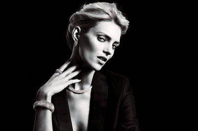 800x599xanja-rubik-apart-diamond-jewelry2-800x599.jpg.pagespeed.ic.O54jvfzqsr.jpg