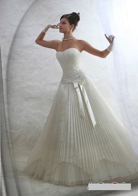 1310280221_wedding-dress-rishele-model-9169.jpg