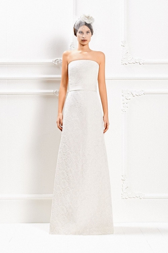 0533e55af5b5d3a875cc43c68eed40ea_max_mara_fall_winter_2015_bridal21.jpg