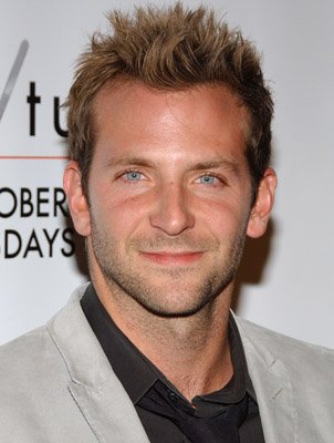 1260885564_bradley-cooper-41066-702.jpg