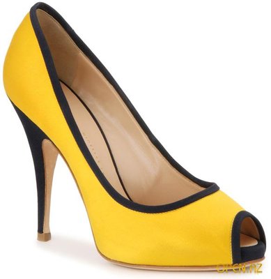 желтые туфли.jpg