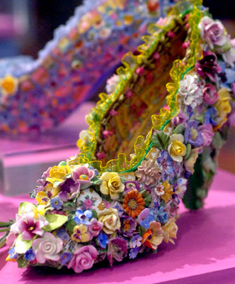 mosaic-shoes-01.jpg