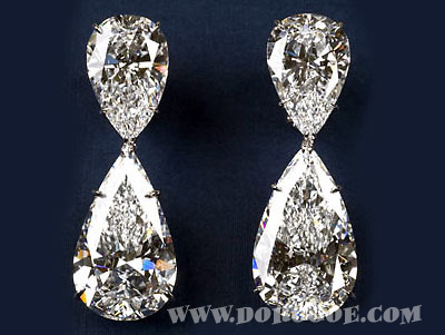 Earings.jpg