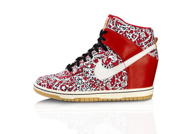 525x360_DUNK_SKY_HIGH_8537.jpg