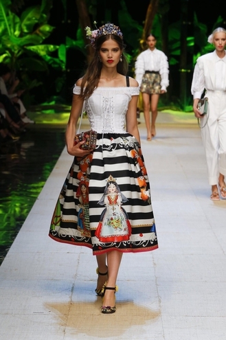 123 dolce gabbana spring summer 2017 runway09