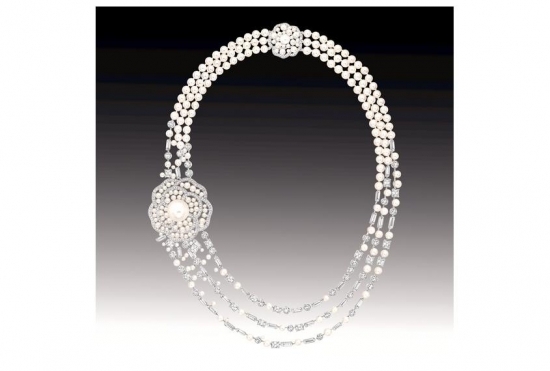 Collier Pluie de Camelia FD tn